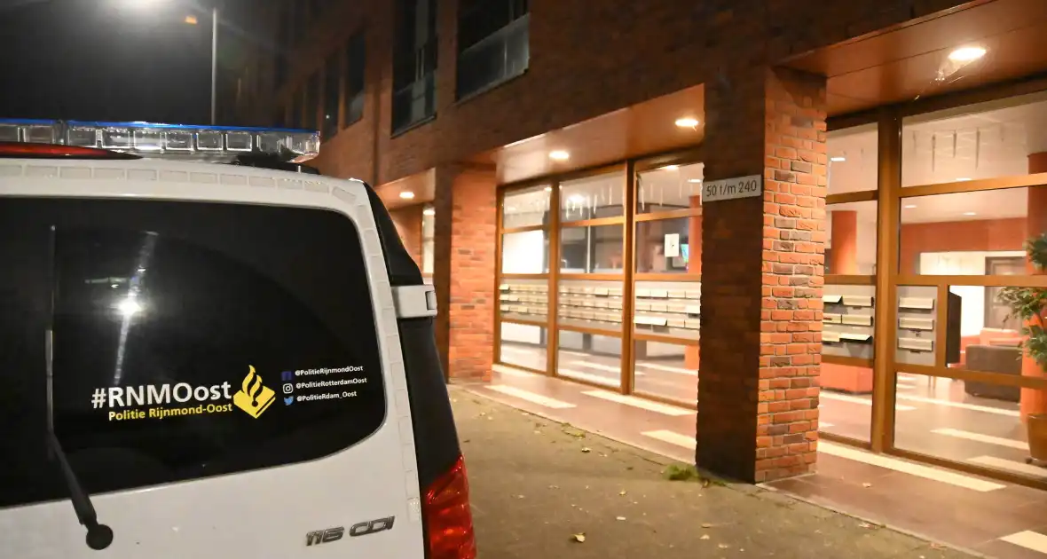 Oudere dame bang voor ongewenst bezoek - Foto 3