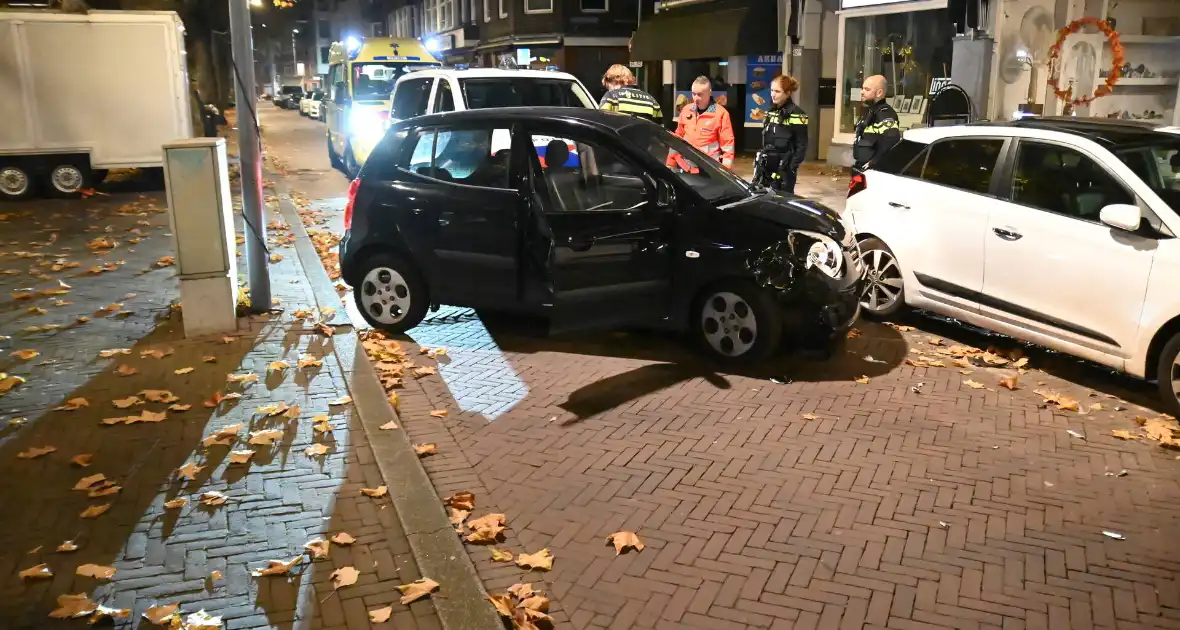 Ongeval na negeren stopteken politie