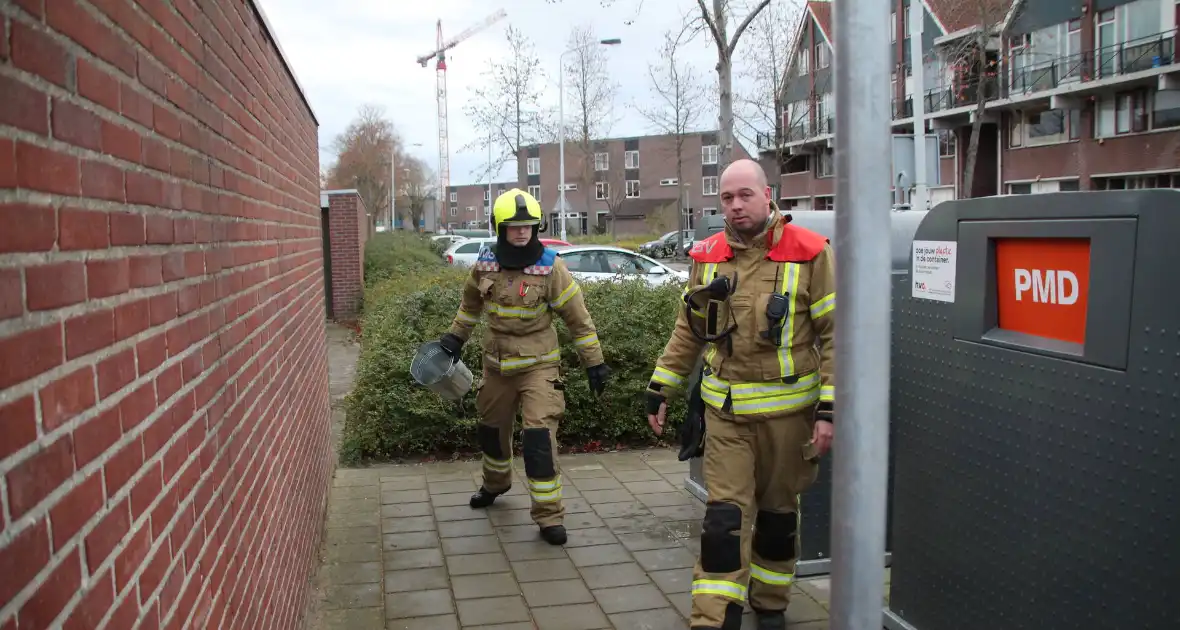 Klein brandje in container snel geblust - Foto 1