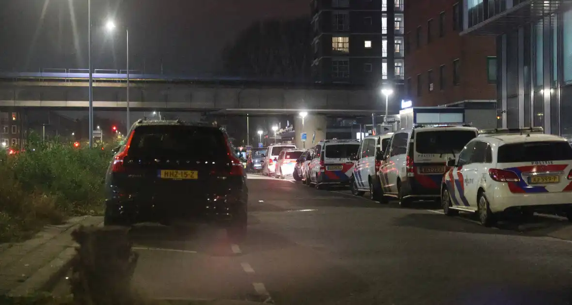 Explosie bij portiek mogelijk wraakactie - Foto 1