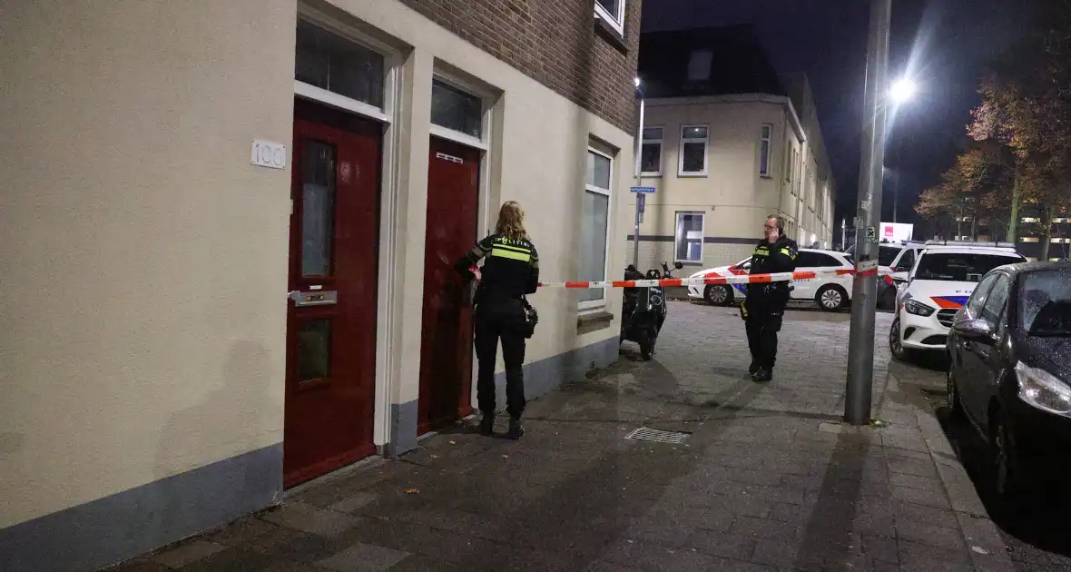 Explosie bij portiek mogelijk wraakactie - Foto 10