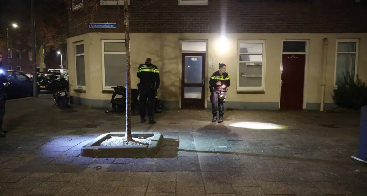 Explosie bij portiek mogelijk wraakactie - Foto 3