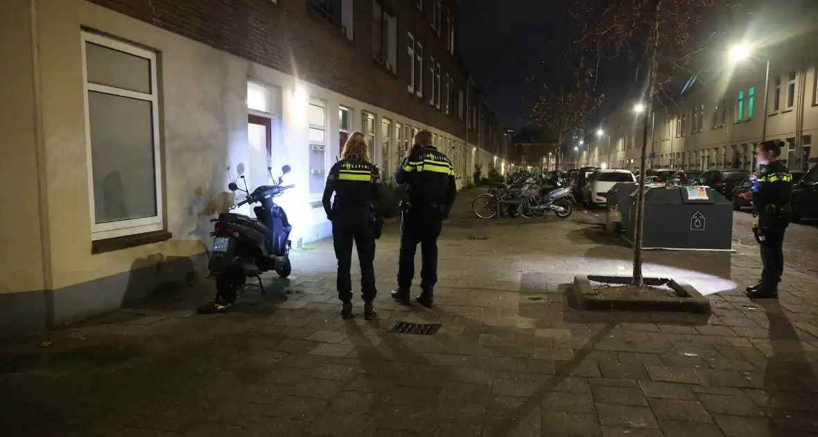 Explosie bij portiek mogelijk wraakactie - Foto 5