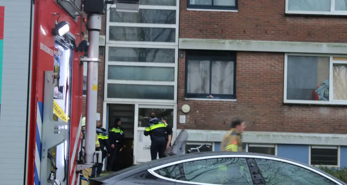Twee arrestaties na woningbrand - Foto 1