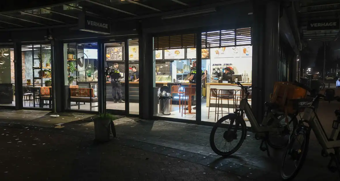 Overval op snackbar door twee gemaskerde daders - Foto 1