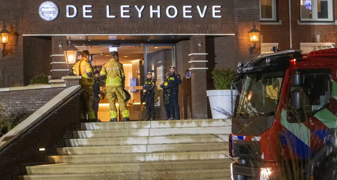 Gigantische evacuatie bij grote brand - Foto 3