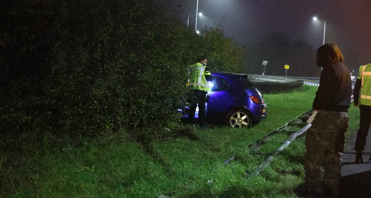 Man onder invloed betrokken bij eenzijdig ongeval - Foto 10