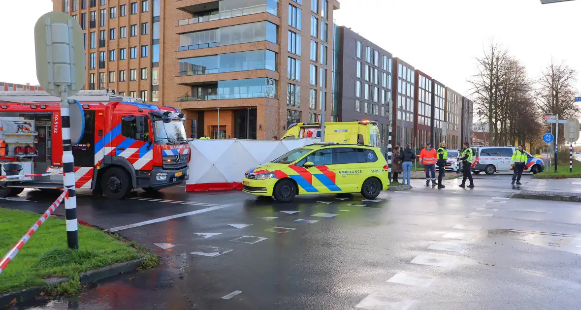 Bestuurder bekneld na ongeval - Foto 2