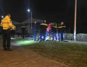 Twee gewonden na aanrijding tussen scooter en fietser