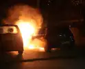 Auto in brand gestoken