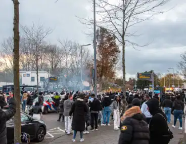 Gewonde na melding schietpartij bij uitvaart, verdachten op de vlucht
