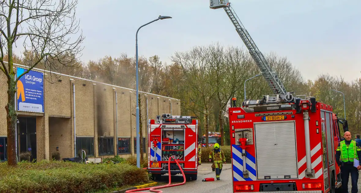 industriebrand onder controle in Badhoevedorp - Foto 4