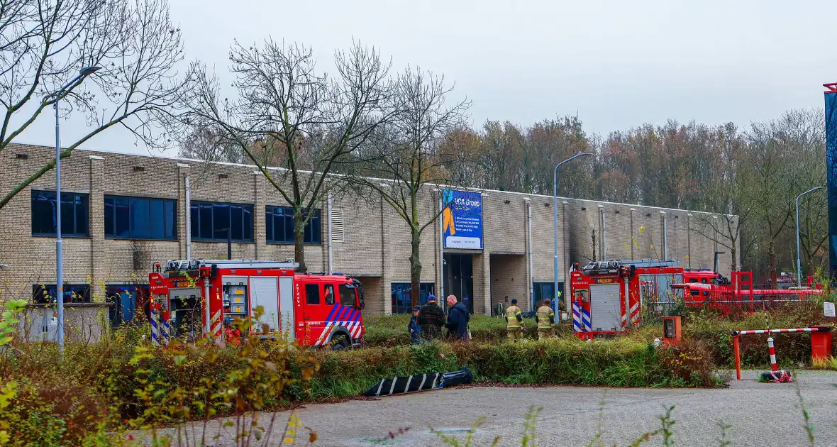 industriebrand onder controle in Badhoevedorp - Foto 5