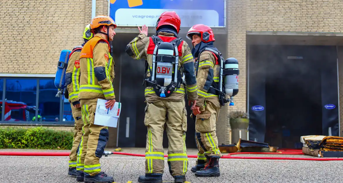 industriebrand onder controle in Badhoevedorp - Foto 7