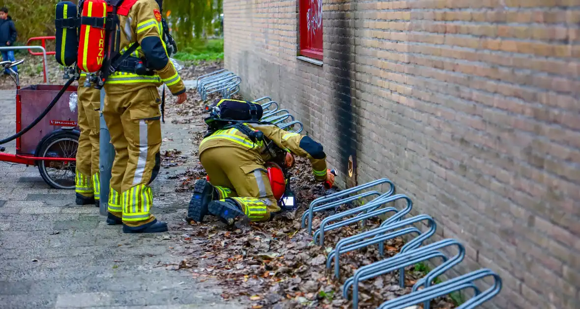 Brand in onderwijsinstelling snel onder controle - Foto 2