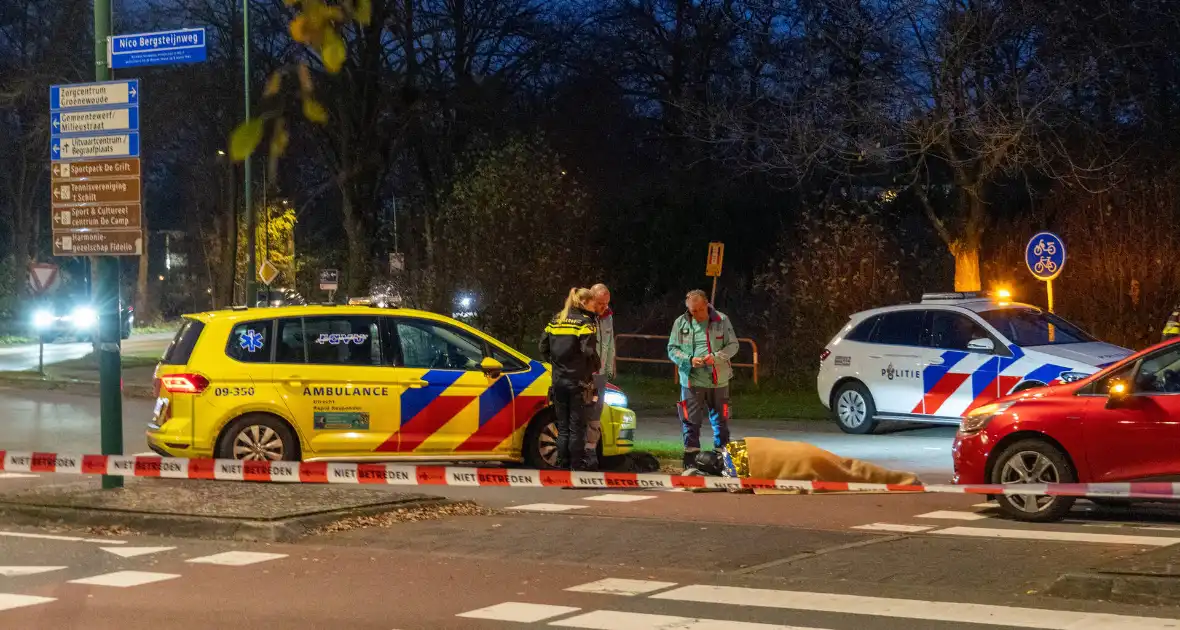 Scooterrijder aangereden bij rotonde