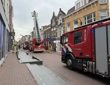 Brand op dak woning