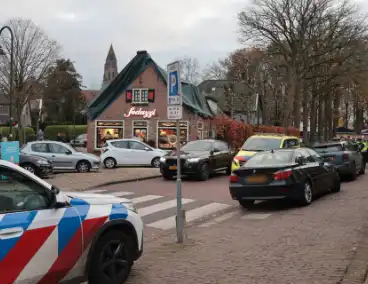 Aanrijding tussen auto en kind zorgt voor verkeersopstopping
