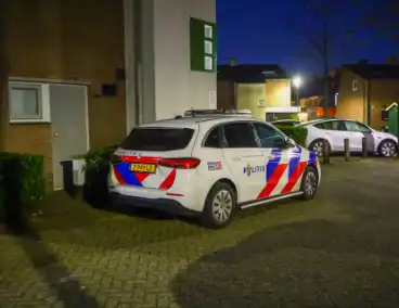 Explosie bij woning veroorzaakt schade
