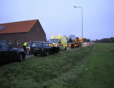 Rijstrook afgesloten na aanrijding met letsel