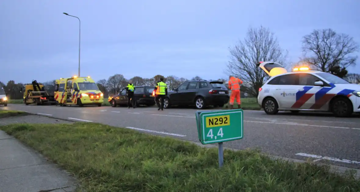 Rijstrook afgesloten na aanrijding met letsel - Foto 2