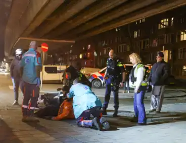 Scooterbezorger gewond na aanrijding met auto