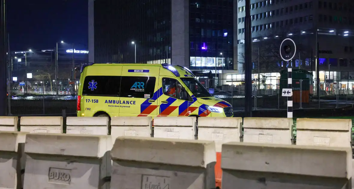 Ambulance vastgelopen tijdens inzet - Foto 1