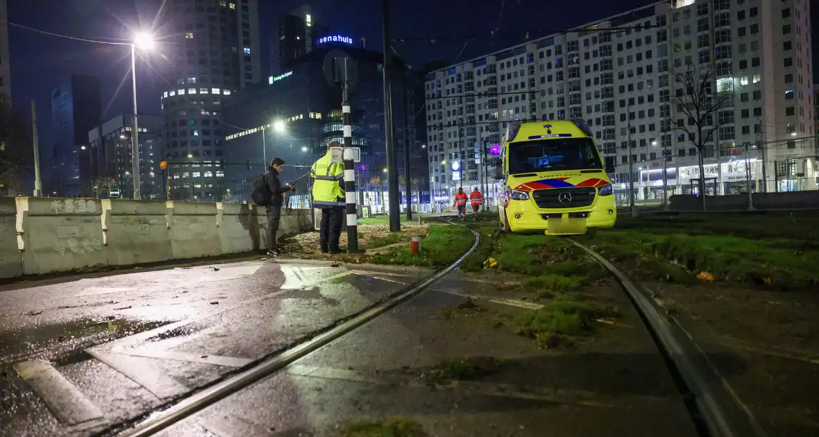 Ambulance vastgelopen tijdens inzet - Foto 2