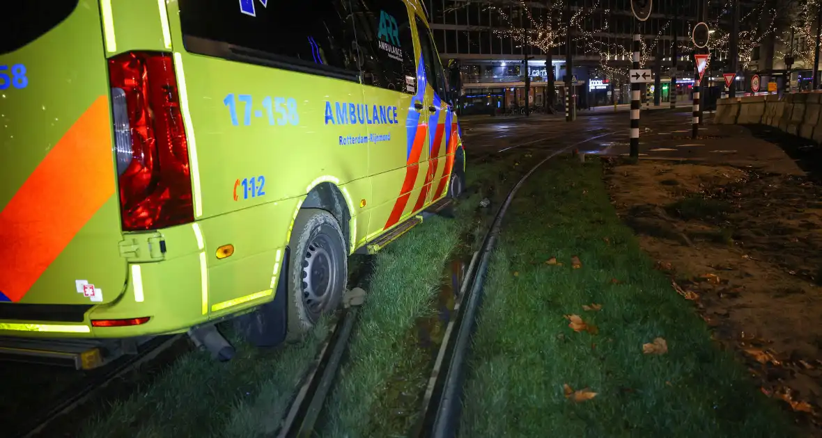 Ambulance vastgelopen tijdens inzet - Foto 7