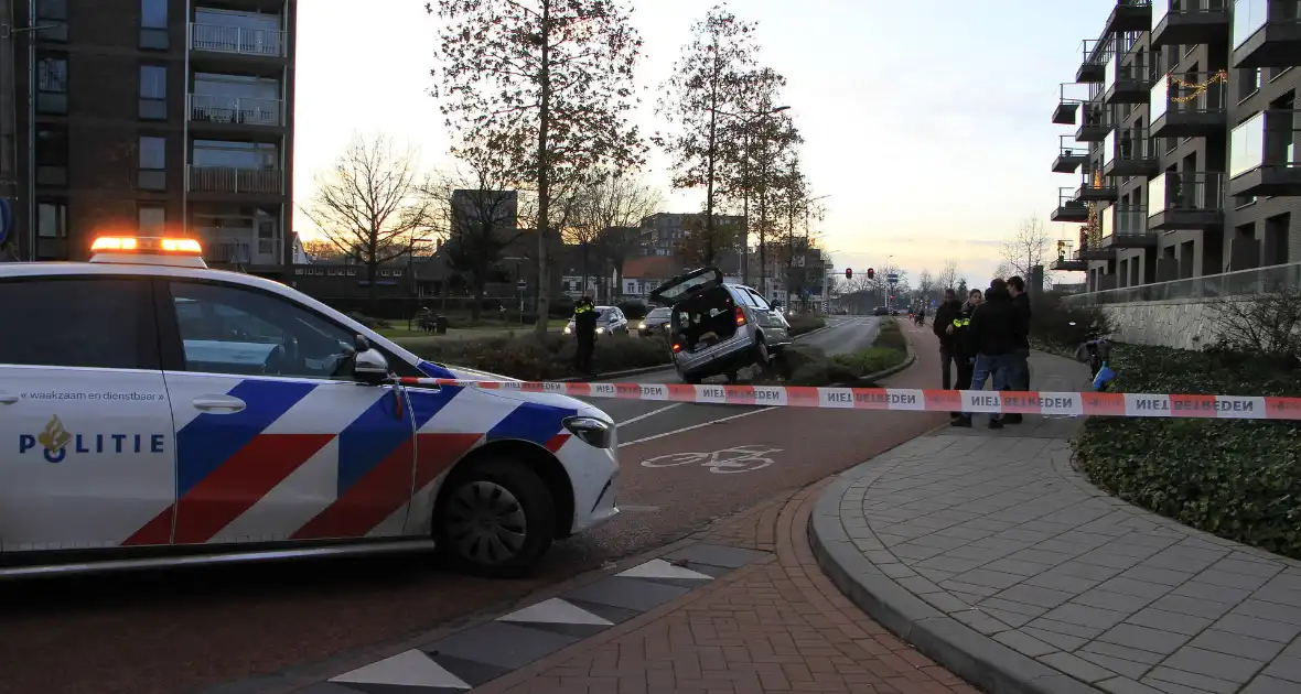 Ongeval leidt tot gewonden na aanrijding met kei - Foto 5