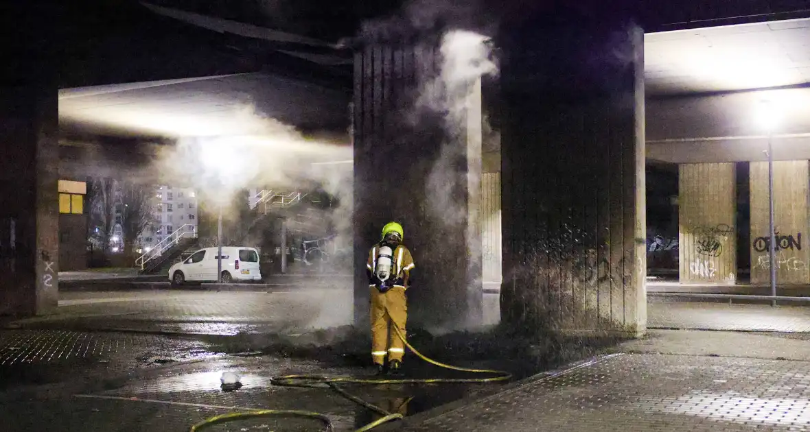 Brandstichting leidt tot ongeval op snelweg - Foto 14