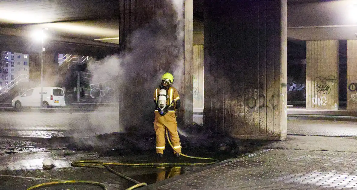 Brandstichting leidt tot ongeval op snelweg - Foto 6