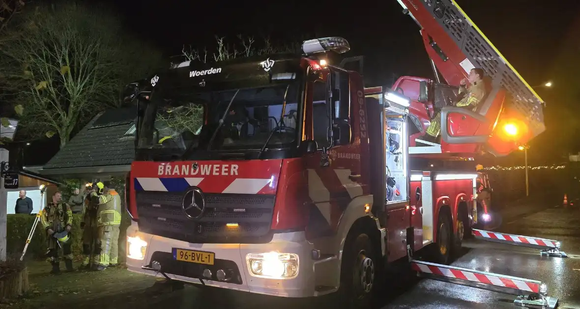 Veel schade bij brand in kerk - Foto 8