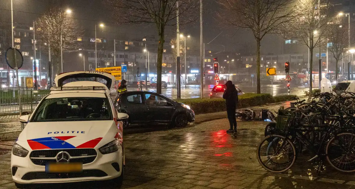 Scooter en automobilist betrokken bij ongeval - Foto 1