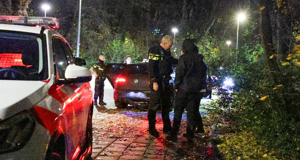 Politie massaal ingezet na melding vuurwapen bij ruzie na kop-staartbotsing - Foto 5