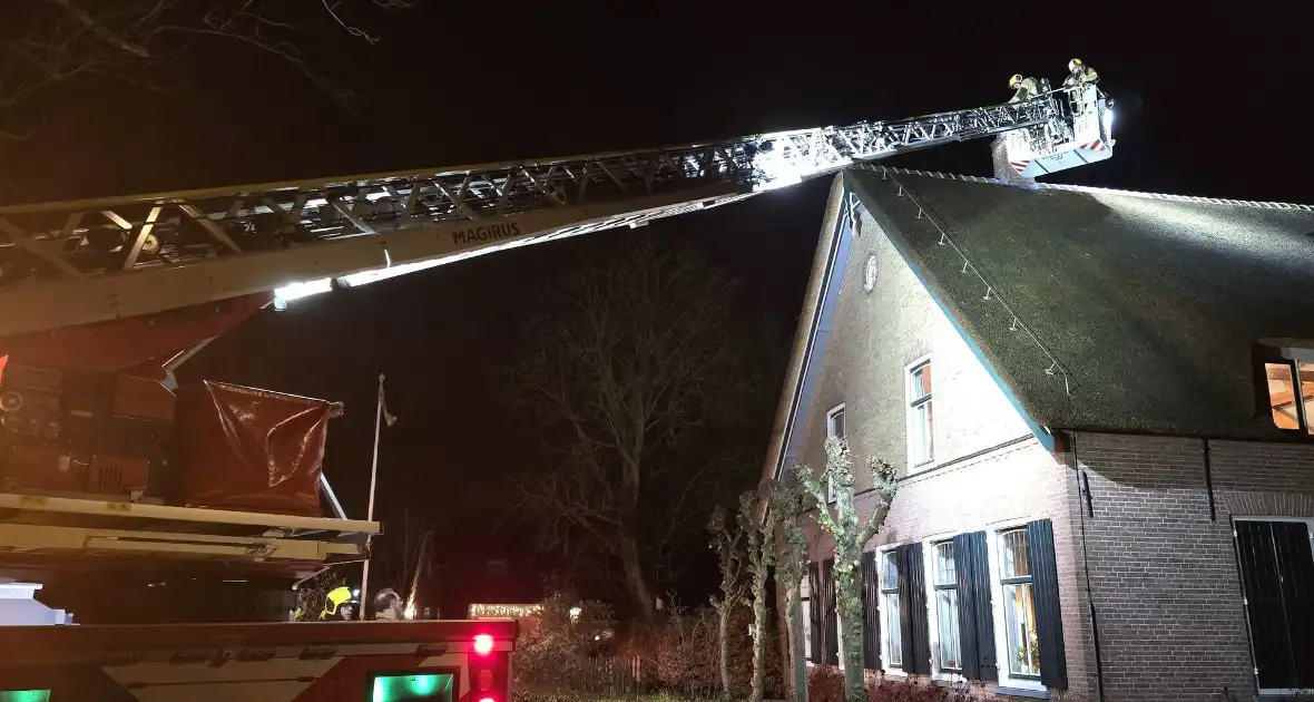 Brandweer inzet na melding van schoorsteenbrand - Foto 5