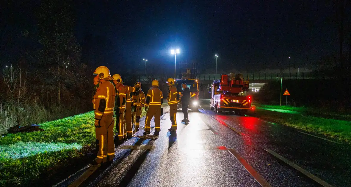 Auto te water tijdens ongeval met vier inzittenden - Foto 8