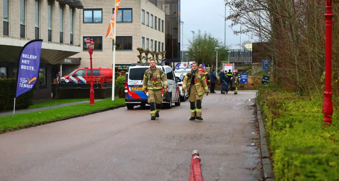 Brand in parkeergarage door elektrisch autootje - Foto 5