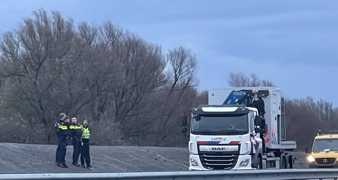 Politie onderzoekt fatale aanrijding - Foto 8