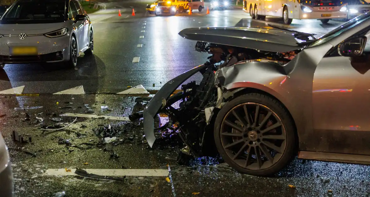 Ernstig ongeval met meerdere gewonden bij aanrijding - Foto 21