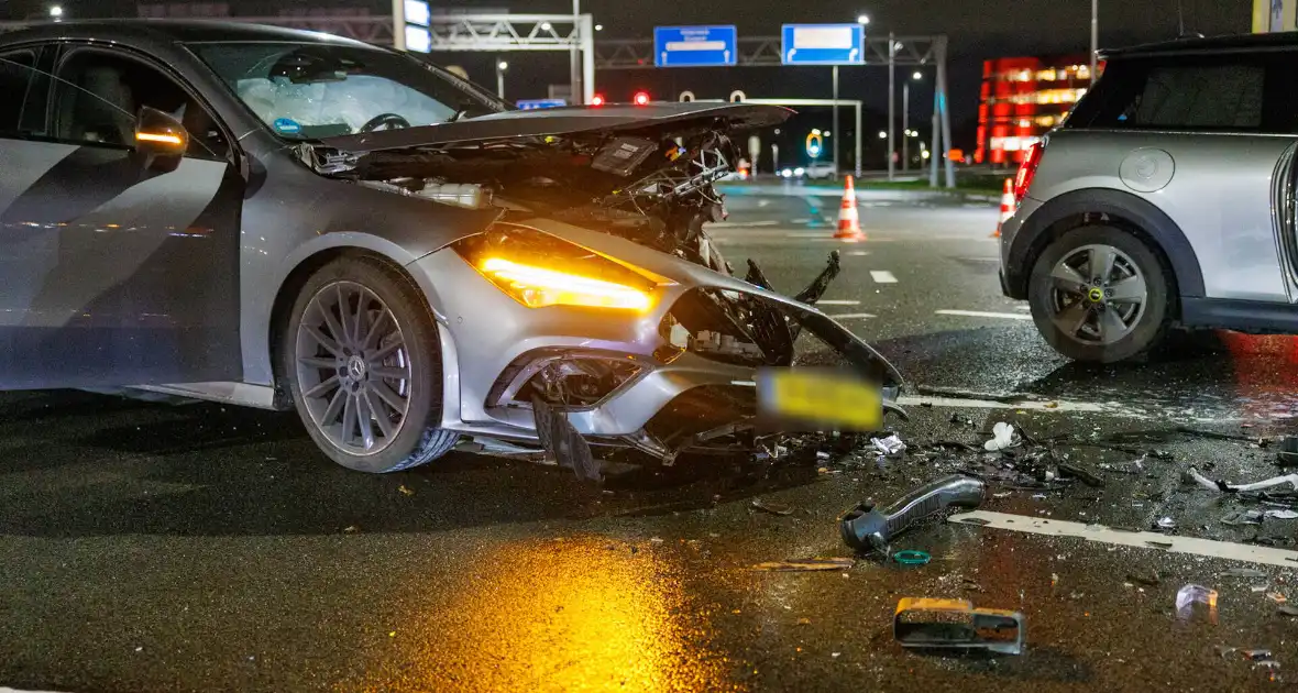 Ernstig ongeval met meerdere gewonden bij aanrijding - Foto 4