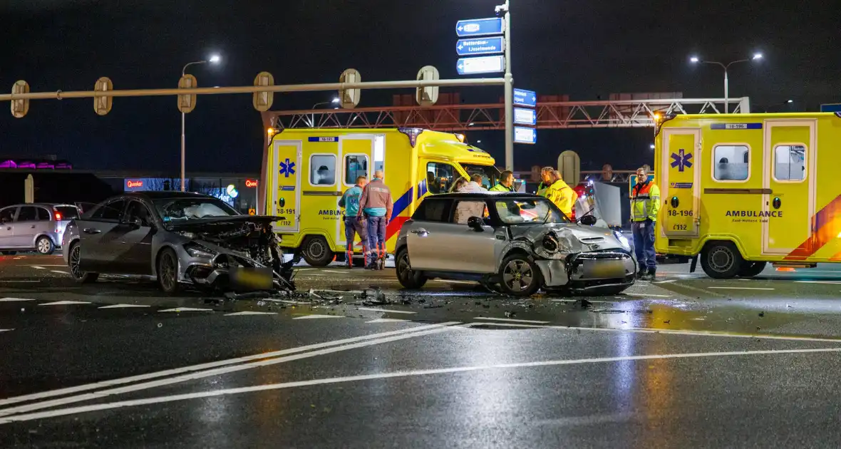 Ernstig ongeval met meerdere gewonden bij aanrijding - Foto 5