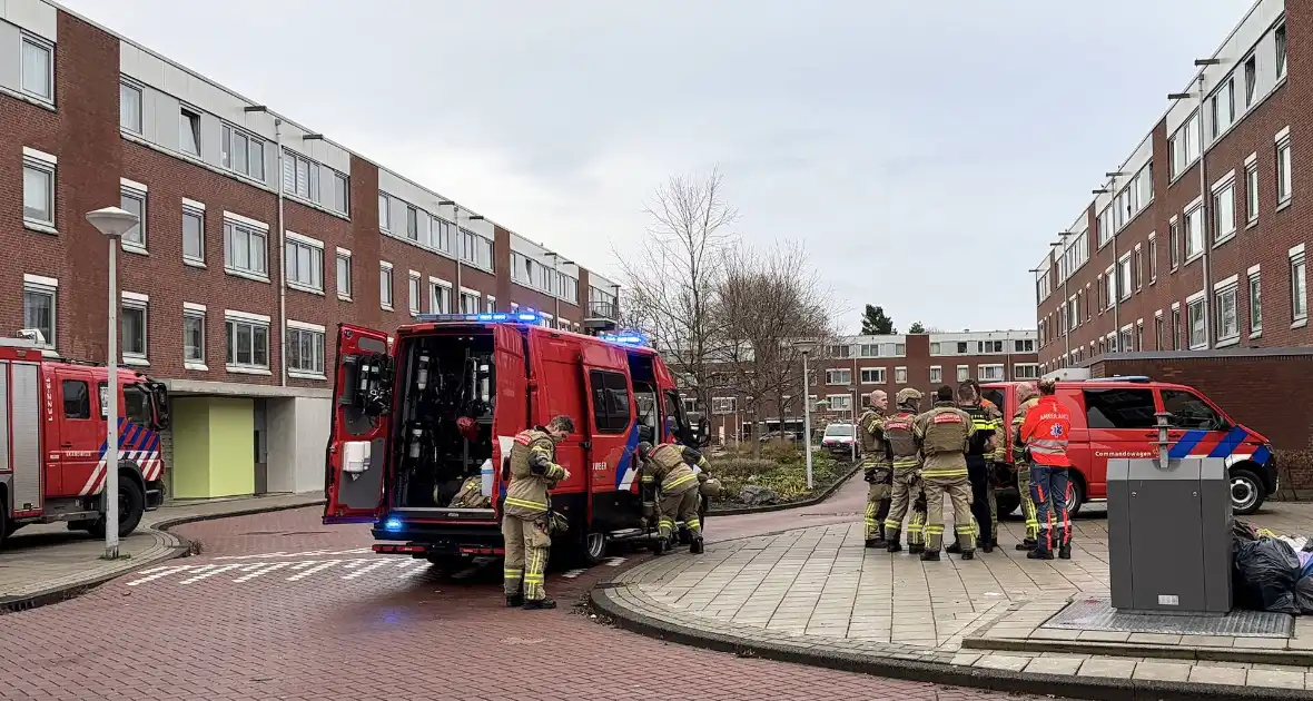Woonblok ontruimd na explosievenmelding - Foto 1