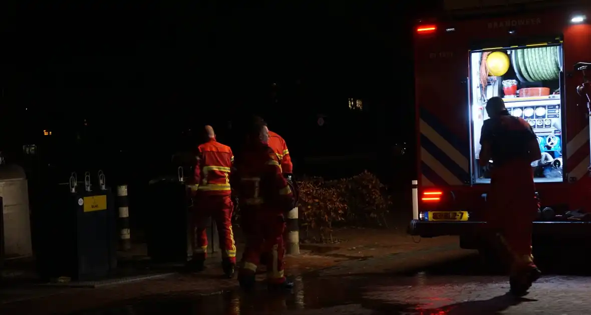 Vuur in ondergrondse container gedoofd - Foto 8