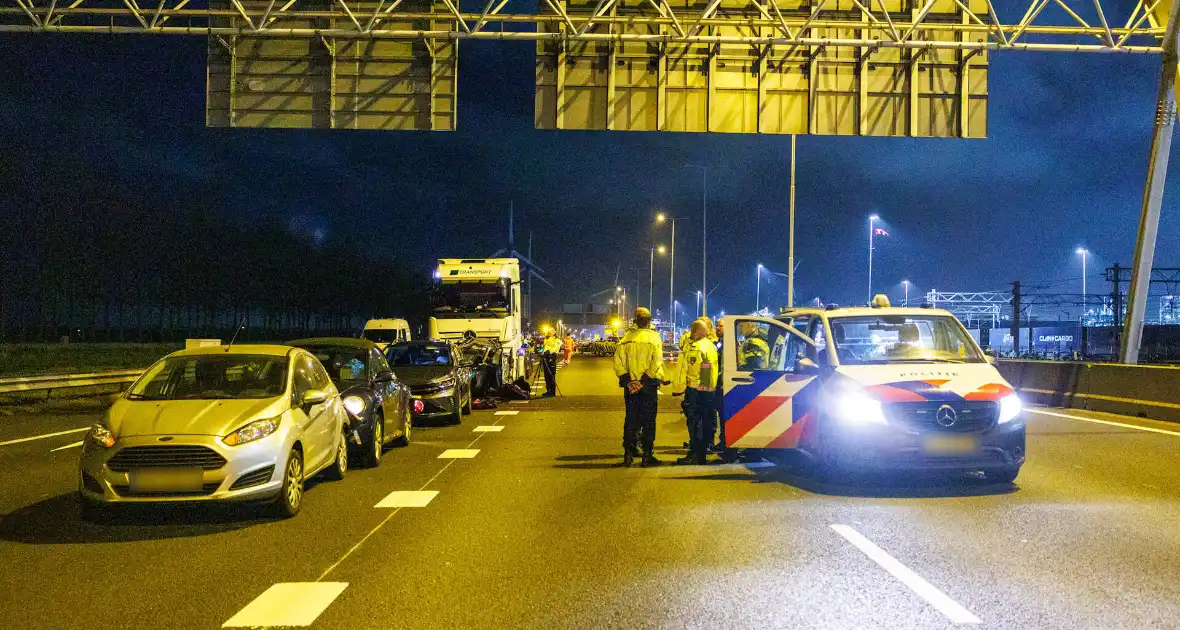Zeven gewonden na ernstig ongeval - Foto 12
