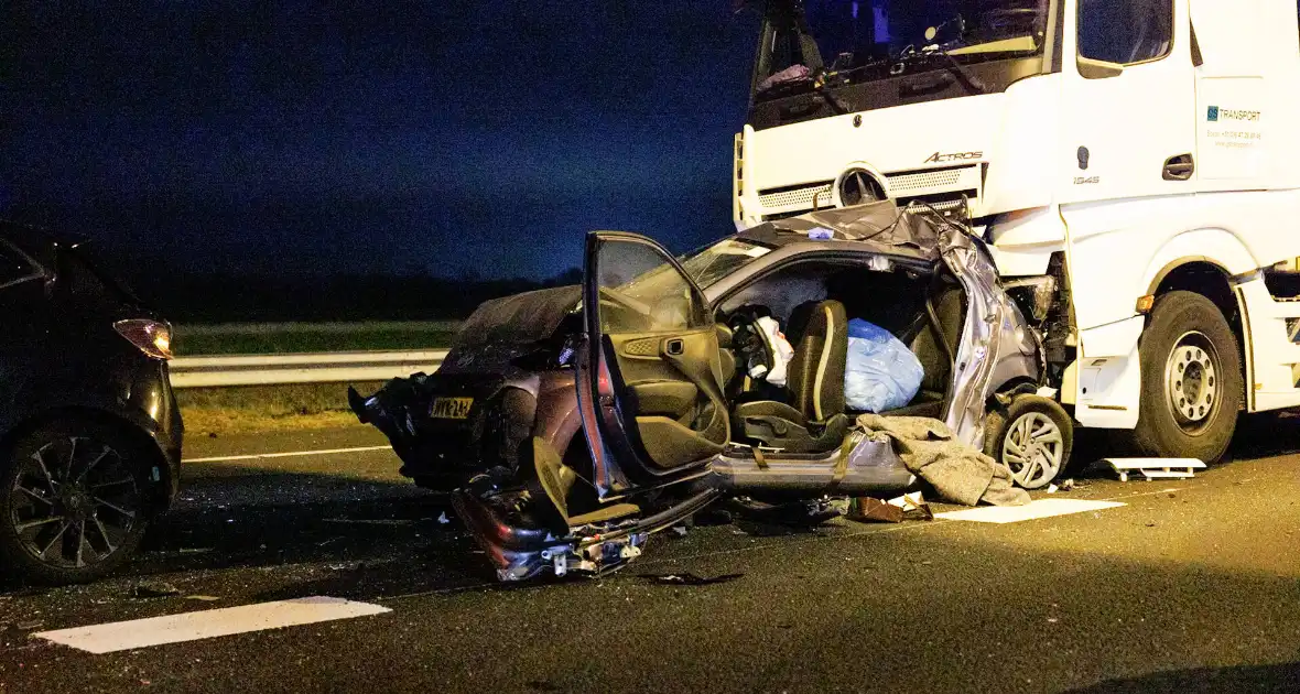 Zeven gewonden na ernstig ongeval - Foto 23