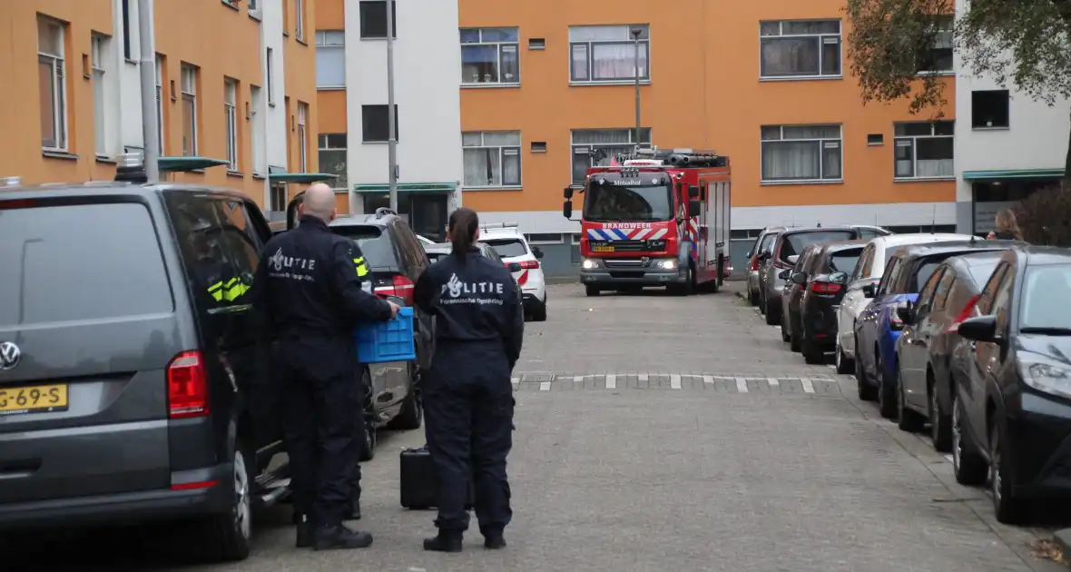 Overleden persoon gevonden na brand in woning - Foto 7