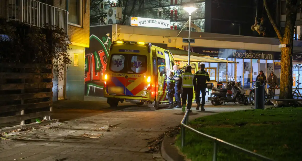 Vechtpartij onder jongeren leidt tot slachtoffers - Foto 4