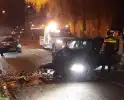 Bestuurder gewond na ongeval met auto tegen boom