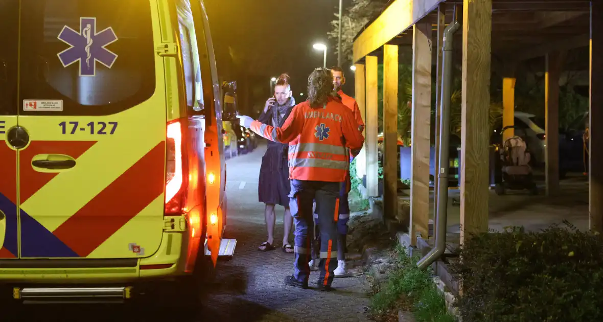 Explosie leidt tot woningbrand en ontruiming van twaalf woningen - Foto 11